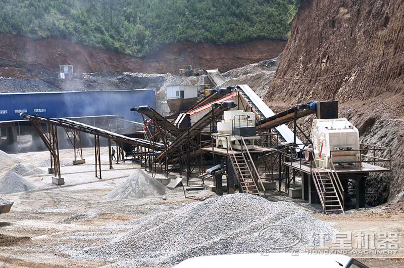石子制沙機(jī)生產(chǎn)線，長時間作業(yè)，機(jī)器需要定期維護(hù)