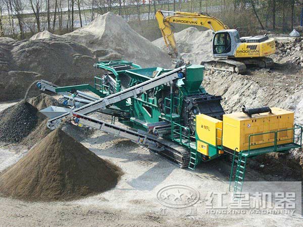 移動式石子破碎機生產現(xiàn)場