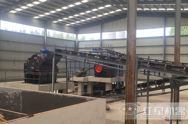 1212破碎機(jī)工作現(xiàn)場(chǎng)圖片