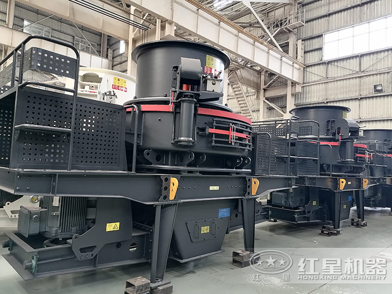 TK8618型制砂機生產(chǎn)能力為120-250t/h，電機功率為4p 2×90KW