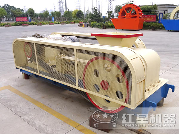 珍珠巖對輥破碎機(jī)