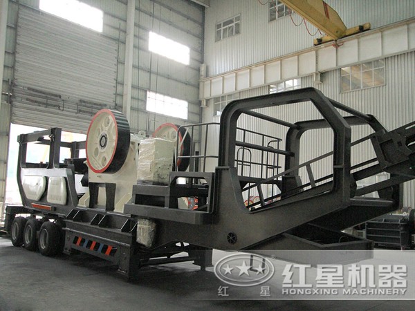 可移動式顎式破碎機(jī)