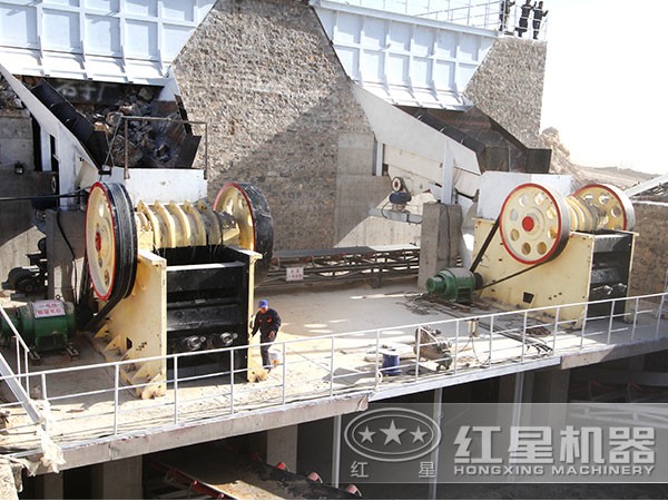 河北破碎生產(chǎn)現(xiàn)場(chǎng)