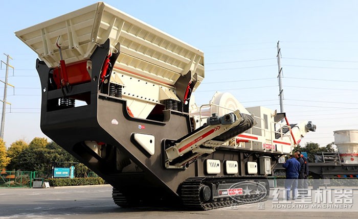 履帶式移動磕石機(jī)