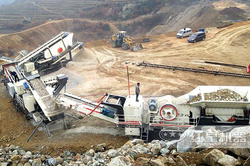 履帶移動磕石機(jī)·三機(jī)聯(lián)動·破碎·產(chǎn)量高