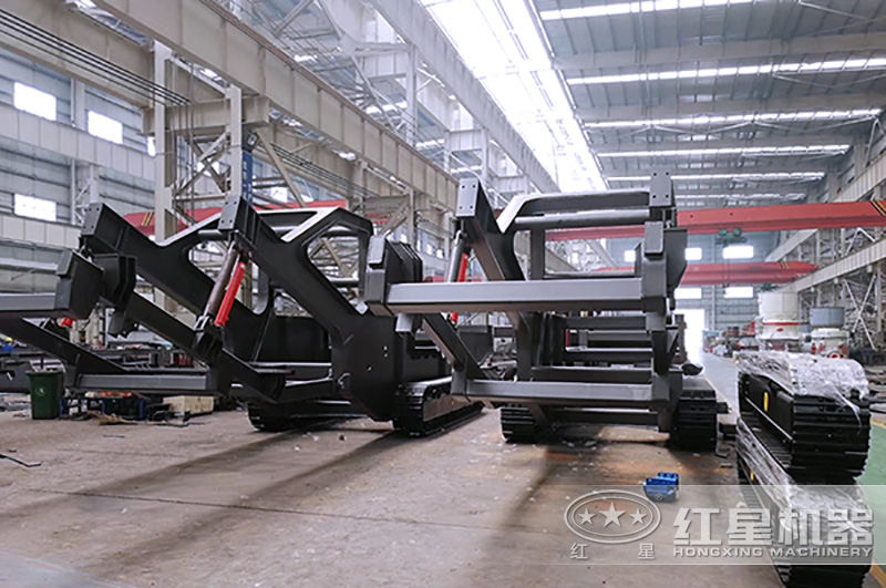 可來廠參觀移動碎石機取材、生產(chǎn)工藝