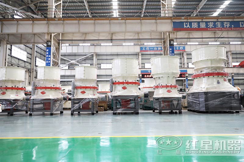 圓錐式破碎機(jī)，對硬度較大的河卵石破碎效果更佳