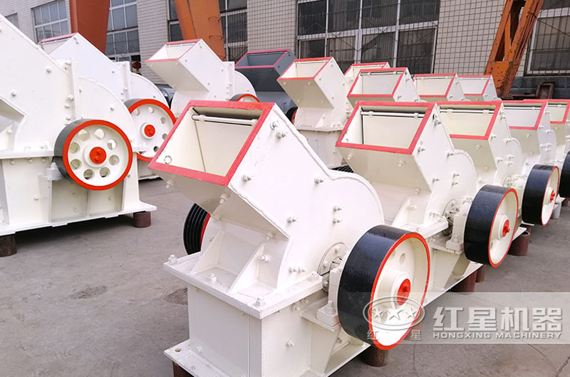 錘式破碎機(jī)成本小，效益高