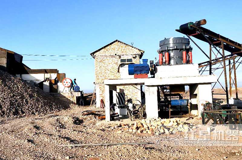 石子廠現(xiàn)在的行情怎么樣？石子破碎機整套設(shè)備有哪些？