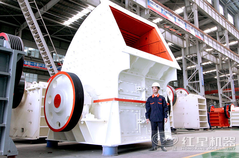 重錘式破碎機(jī)，碎石可達(dá)到一次成型，減少成本40%