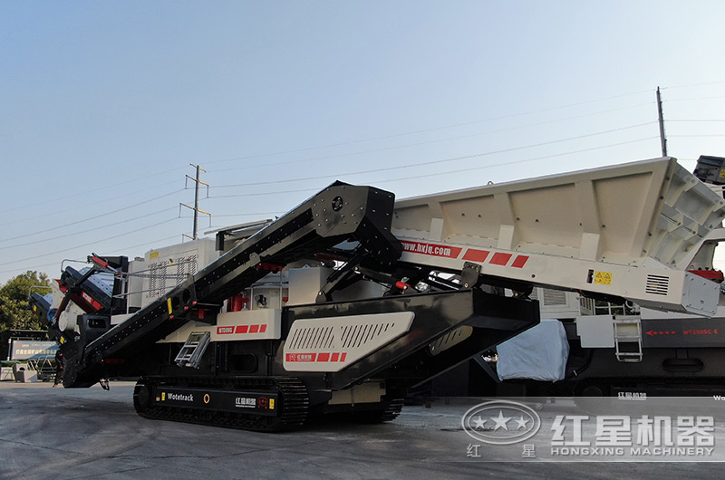 履帶移動圓錐破碎機(jī)