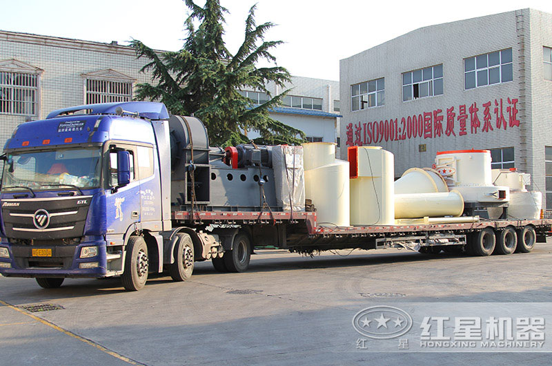 時產20噸高嶺土磨粉機設備發(fā)貨